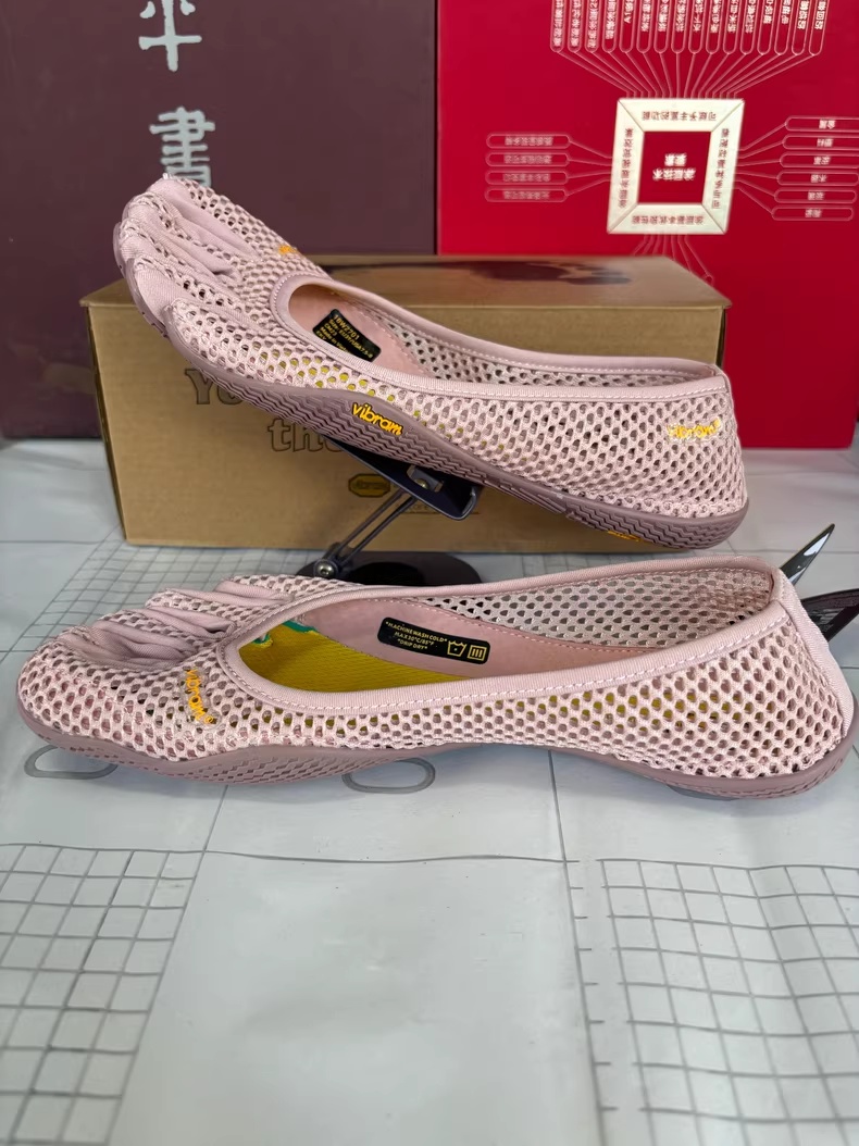 Men five-finger shoes women's  - Pilates Yoga Equipment review and price